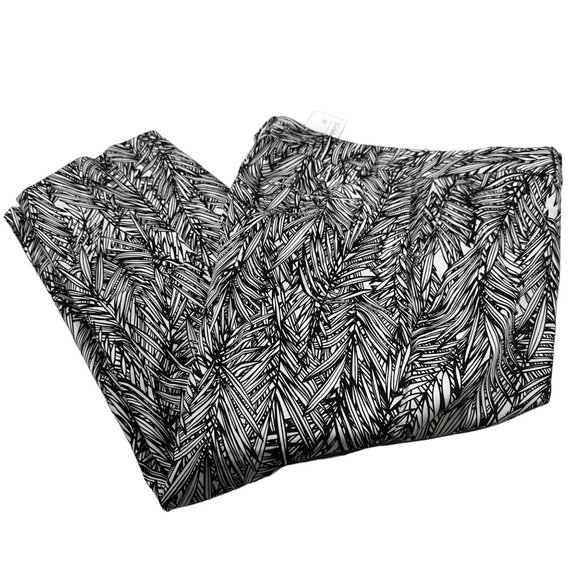 Coldwater Creek Women's Size 16 Pant Ankle Leg Tropical Black New With Tags - Picture 2 of 15